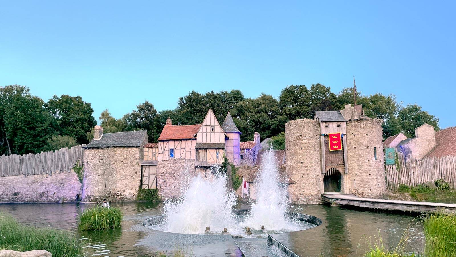 camping-vendee-bord-de-mer-puy-du-fou-poi-th